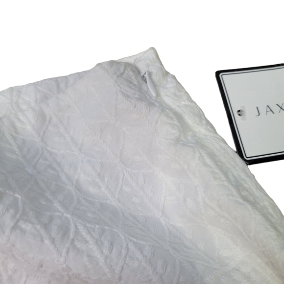 Free People White Cheeky Embroidered Shorts - Picture 4 of 7